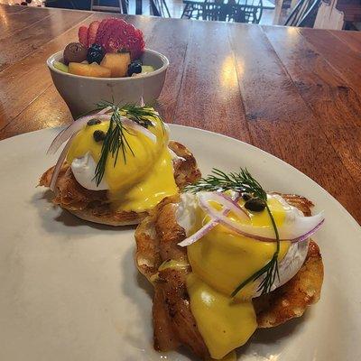 Salmon Benedict