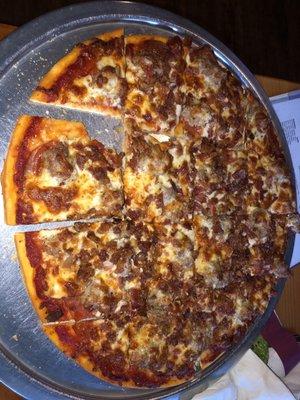 Papa bear meat lovers pizza!