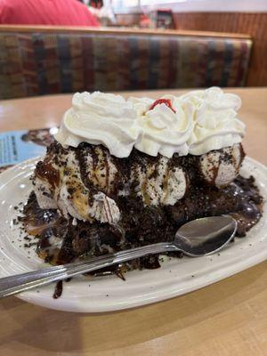 Caramel Fudge Brownie Sundae