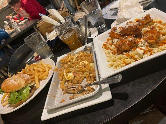 Bison burger, poutine, and buffalo chicken mac! Delicious!