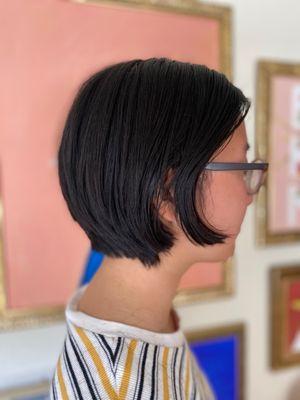 Teenage girl's bob cut