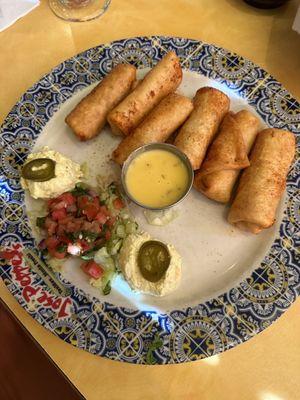 Mini chimichangas