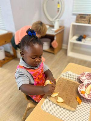 Food preparation can start at 16 months