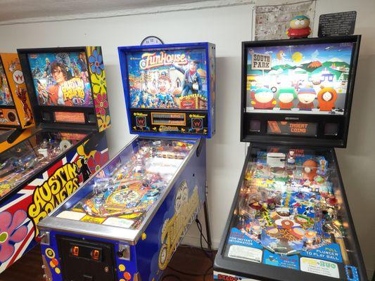 Current pinball machines to play!