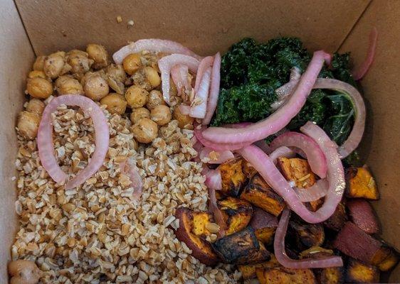 Grain bowl (bulgur wheat, sweet potato, kale, garbanzo beans and onions). Qty is small and only fills like a heavy snack