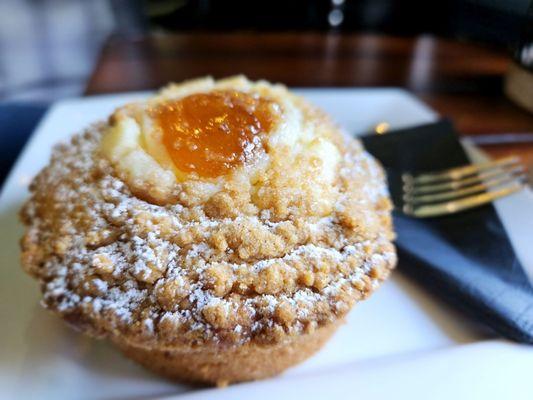 Apricot coffee cake