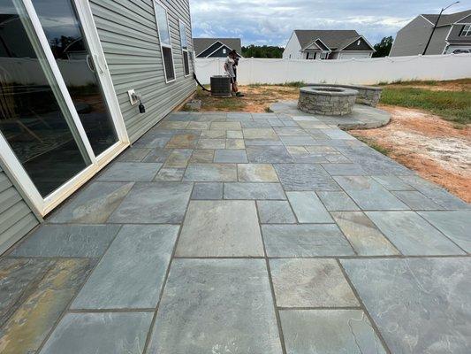 Bluestone patio by Total Masonry