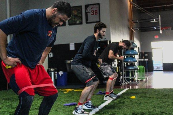 MLB vets training during their offseason, in preparation for their 2018 season. Come train like the pros in Carlsbad, California.