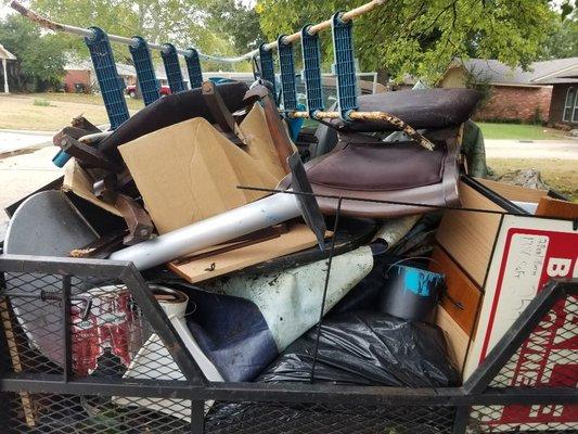 Junk + a 25' pool liner (not pictured) pickup.
OKC, OK