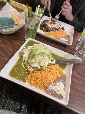 Enchiladas verdes with cheese