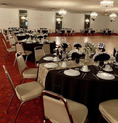 Large beautiful hall for any occasion.