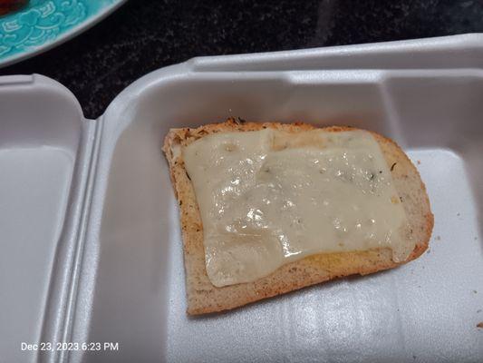 Garlic cheese bread (not good)