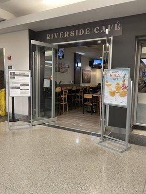 Entrance to Riverside Cafe.