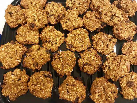 Pumpkin Banana Raisin Walnut Oatmeal Breakfast Cookies