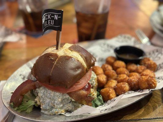 Black and blue burger with SWEET POTATO TOTS