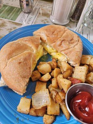 Breakfast sandwich