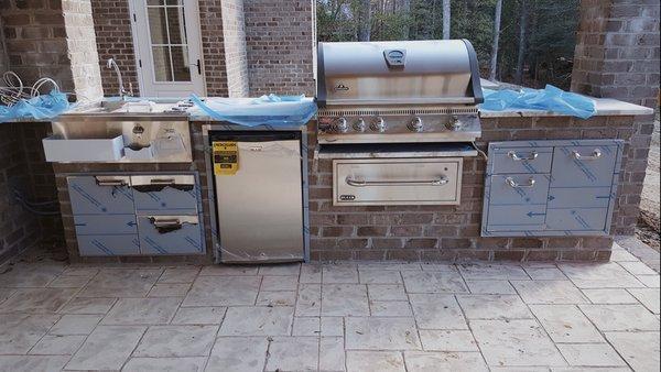 Outdoor kitchen