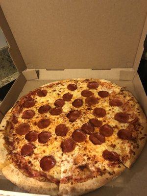 Large pepperoni pizza