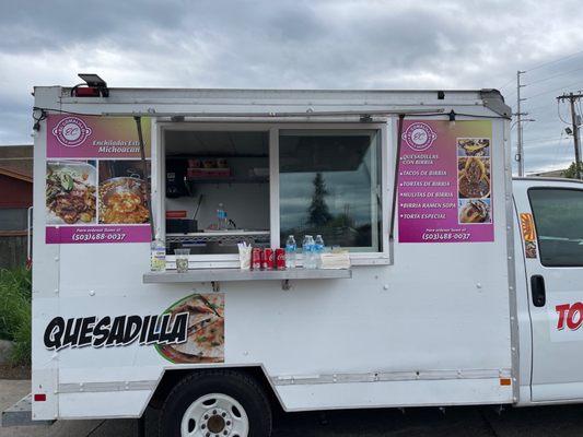 Food truck near you with the best Mexican food