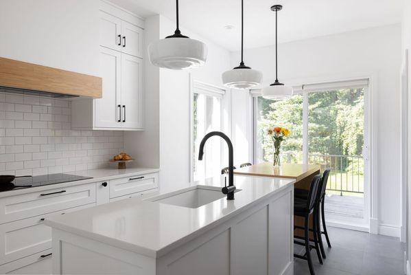 KITCHEN RENOVATION IN WESTON, MA