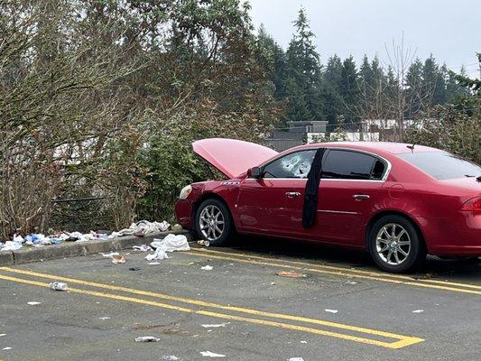 Can that's been in parking lot a wile.