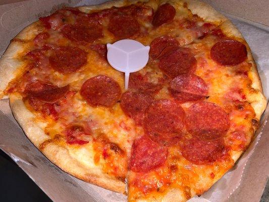 Small Pepperoni Pizza - 6 Slices