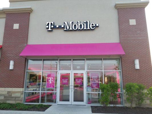 For the best customer service, plans, and devices come visit our team at T-Mobile 4184 Pearl Rd Medina Ohio