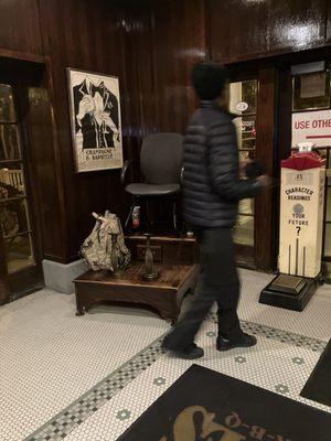 There's a shoe shine here Mon-Fri 11-8pm, nice guy too!