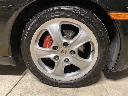 Rims that had not been cleaned and looked like they were ruined with rust after It's A Wrap cleaned them! Amazing!