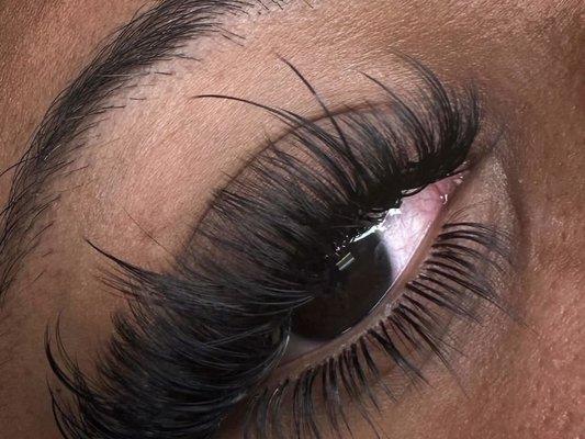 Full set hybrid lashes