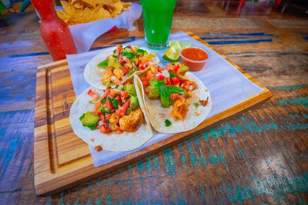 shrimp tacos del toro