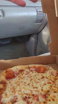 Bambinos DRIVE IN Pizzas and Subs