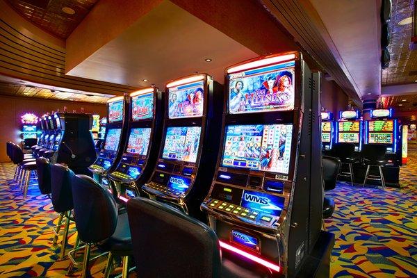 Casino Floor: Slots