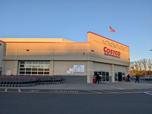 Costco Wholesale late 2021