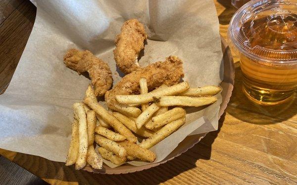 Chicken tender kids meal