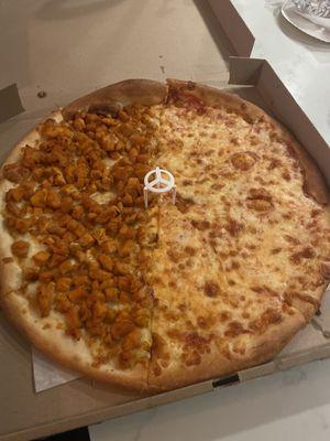 Half Buffalo Chicken Pie, half extra cheese pizza