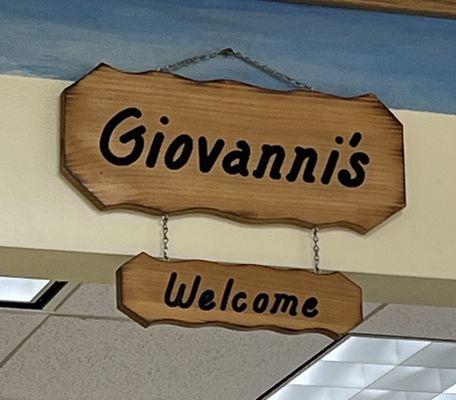 Giovanni's Pizza & Grill