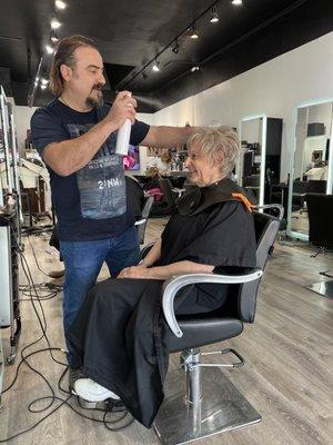 Jean finishing off my new look.