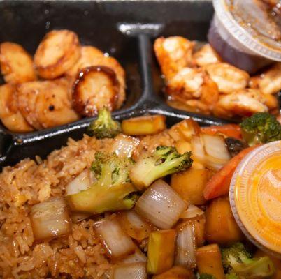 Hibachi bento box scallop