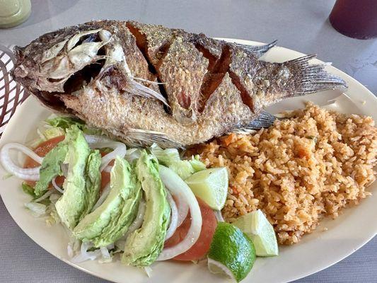 Mojarra Frita. Excellent!