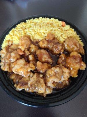 General Tso Chicken Lunch