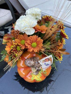 Fall floral arrangement