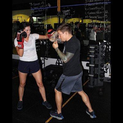 Learning fundamentals of boxing..how to defend yourself