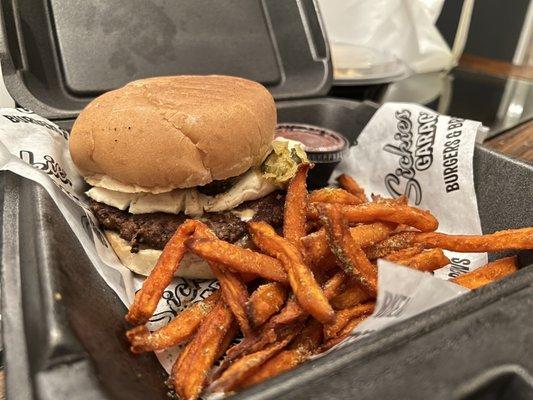 Jalapeno Popper Burger