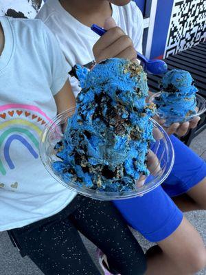 Blue monster (small scoop)