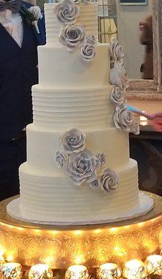 My daughter's wedding cake.... so delicious and fresh!