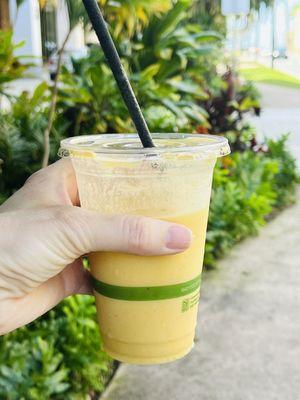 Island Breeze smoothie (lilikoi, banana, mango, lemon)