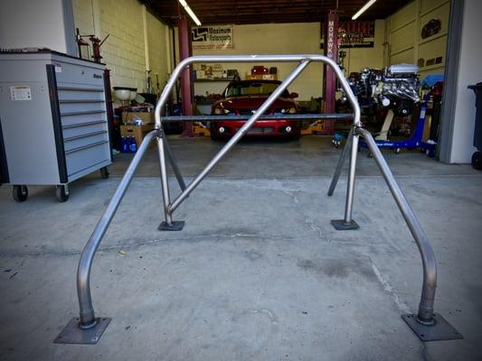 Nicks Cobra is getting some upgrades and this 6pt Roll Bar.