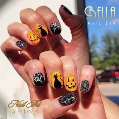 Nail art maestro Sydney is weaving her magic at Bella Nail Bar!