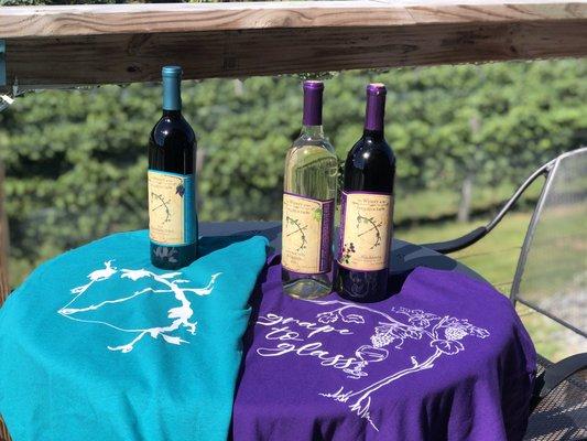 We pick our shirt colors to match our wine label. Because who doesn't love to match their wine?!